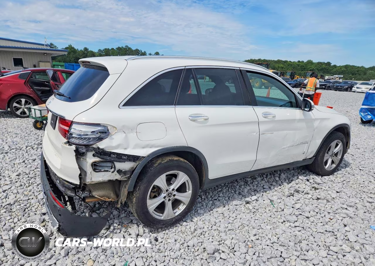 2018 Mercedes-Benz Glc 300 VIN:WDC0G4JB1JV081172 - 3