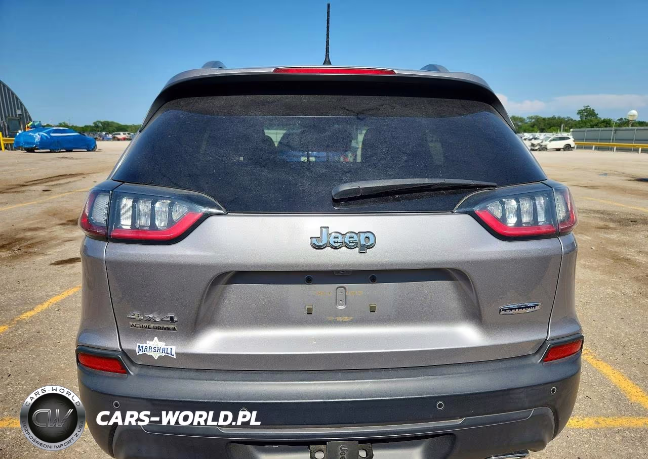 2019 Jeep Cherokee Latitude Plus VIN:1C4PJMLX3KD104165 - 6