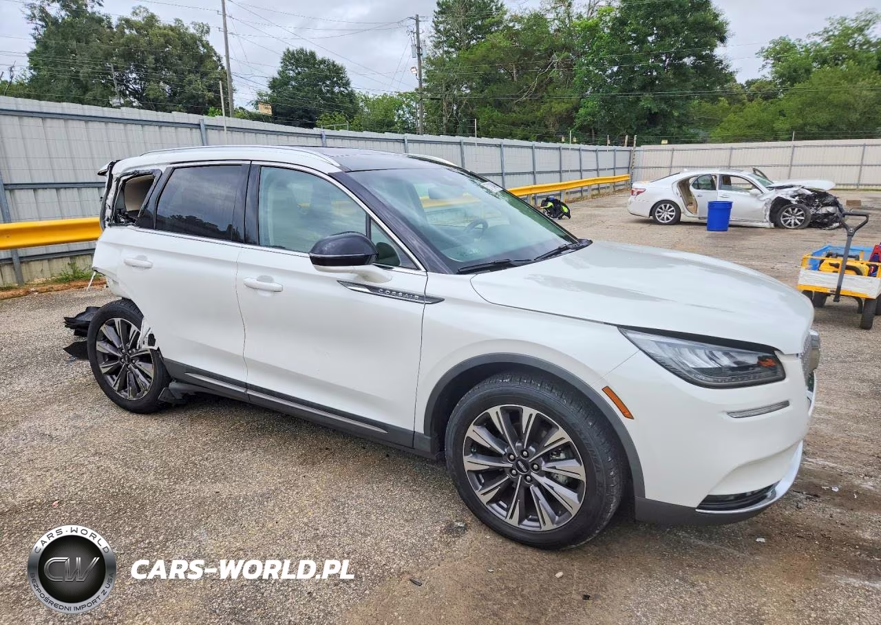 2021 Lincoln Corsair Reserve VIN:5LMCJ2C94MUL18078 - 4