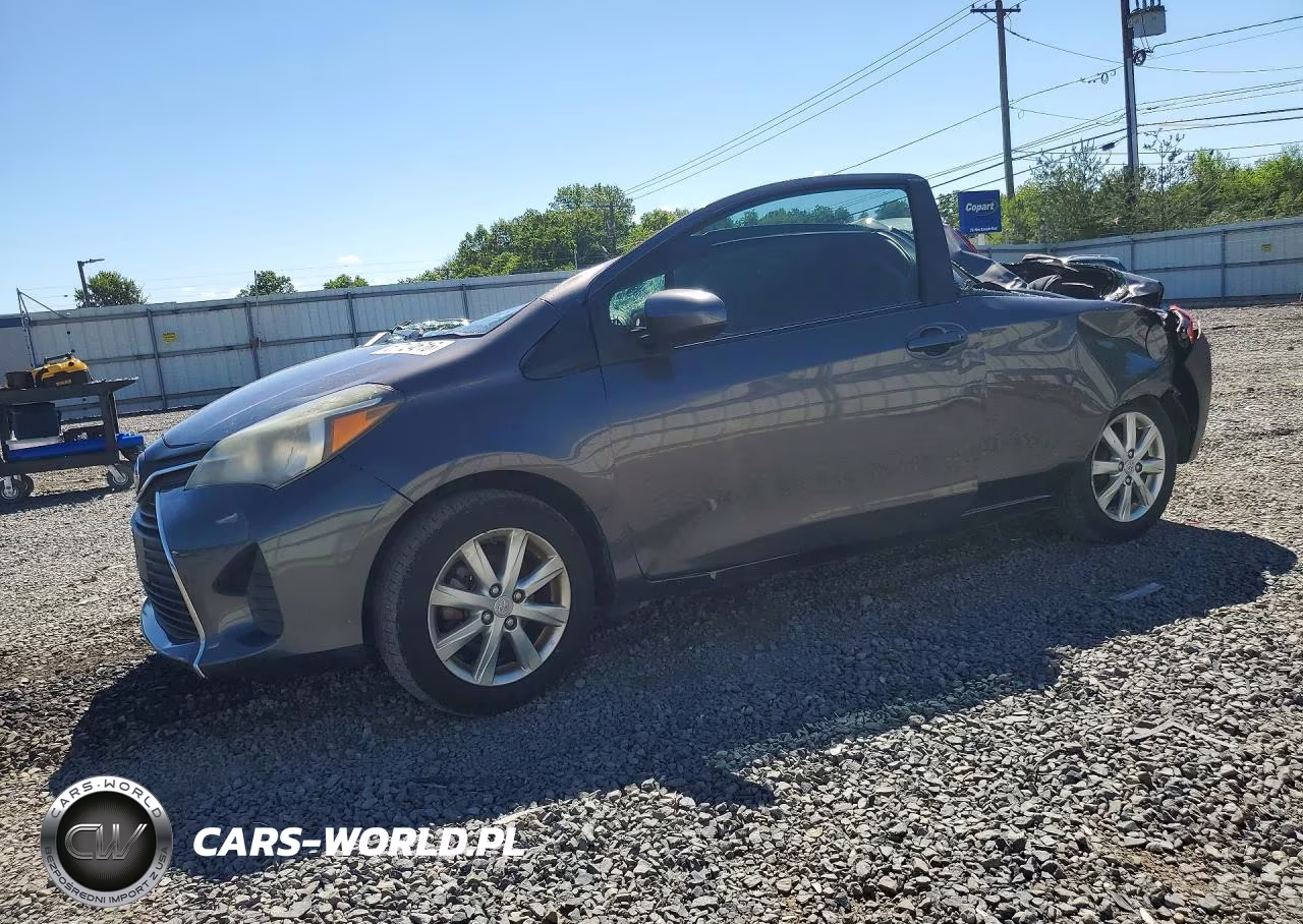 2015 Toyota Yaris 3-Door Le
