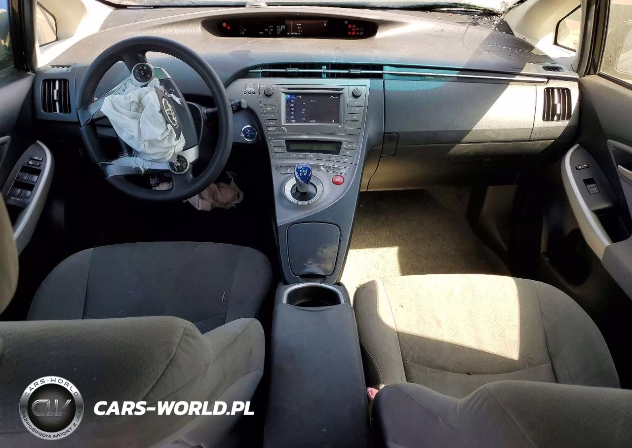 2012 Toyota Prius Two VIN:JTDKN3DU4C0334366 - 8