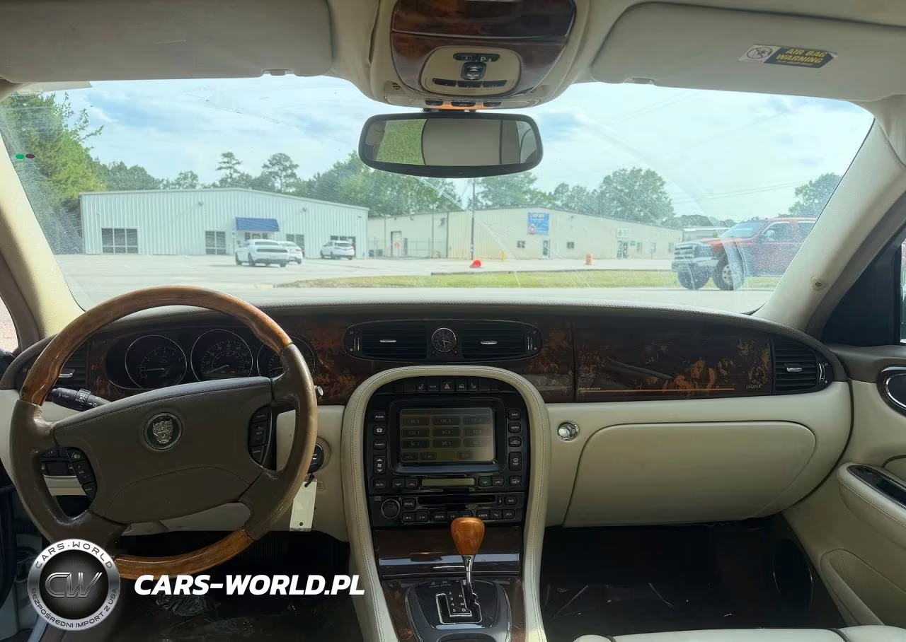 2005 Jaguar Vandenplas VIN:SAJWA82C55SG45255 - 9