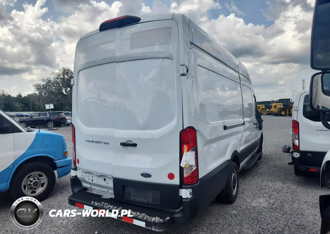 2023 Ford Transit T-250 VIN:1FTBR3X83PKA81490 - 3