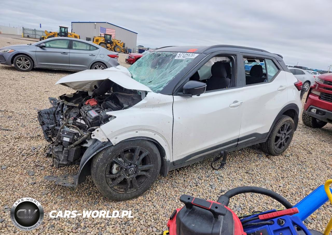 2023 Nissan Kicks Sr – zdjęcie 1 z 12