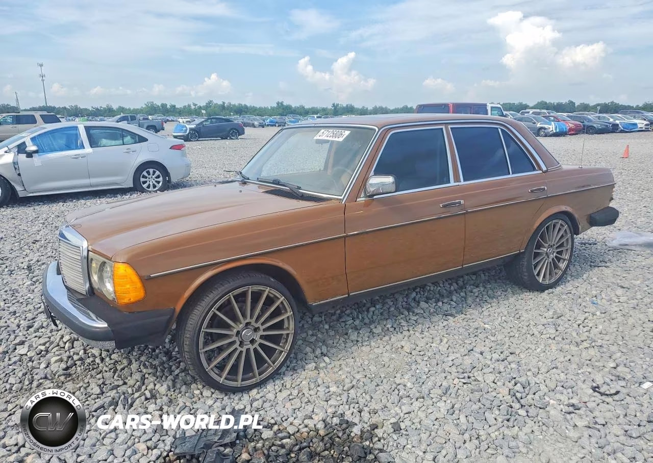 1980 Mercedes-Benz 240 D – zdjęcie 1 z 12