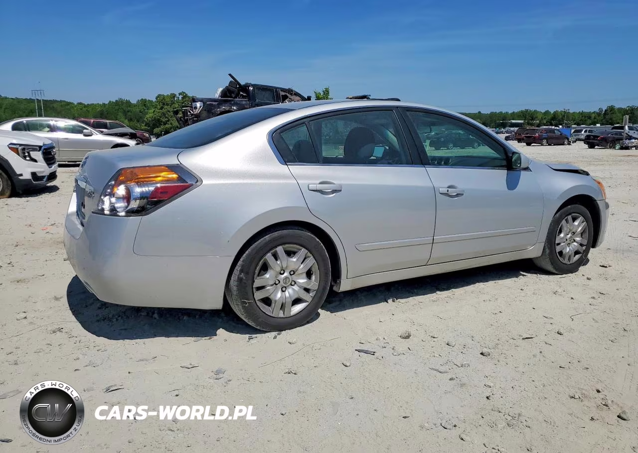 2011 Nissan Altima 2.5 VIN:1N4AL2AP2BN403735 - 3