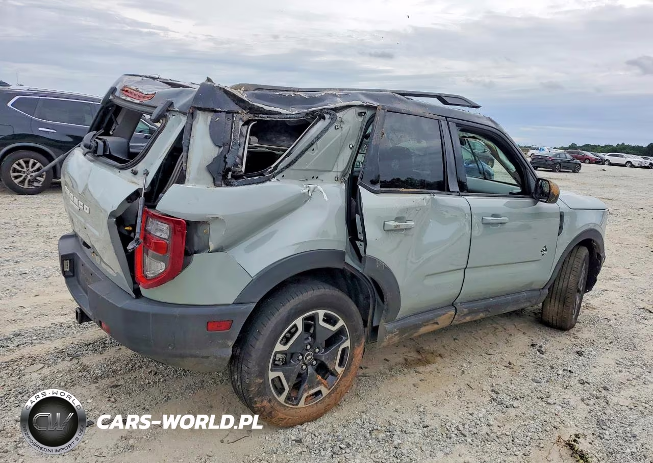 2021 Ford Bronco Sport Outer Banks VIN:3FMCR9C63MRA35124 - 3