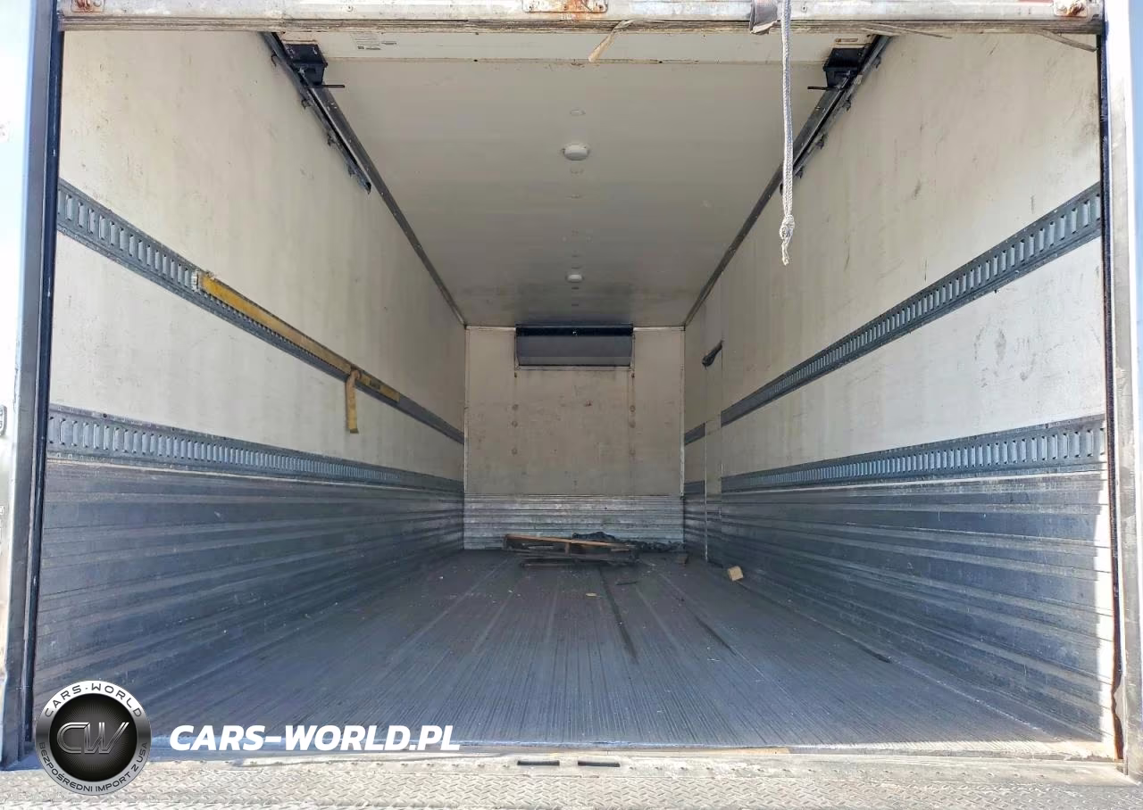 2014 Freightliner Business Class M2 Refrigerated Box Truck VIN:3ALACWDT2EDFW1485 - 10