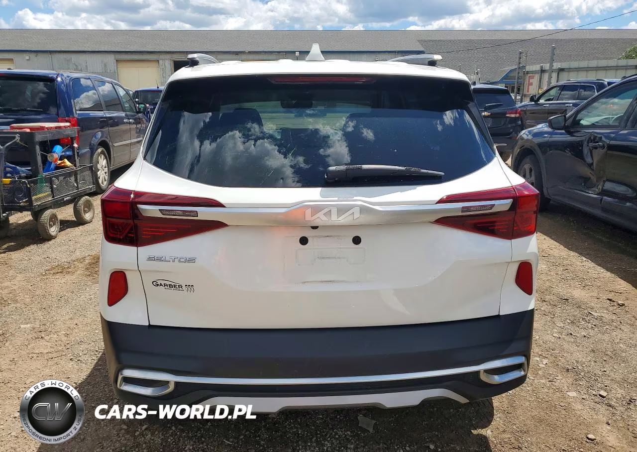 2023 Kia Seltos S VIN:KNDEUCAA5P7399945 - 6