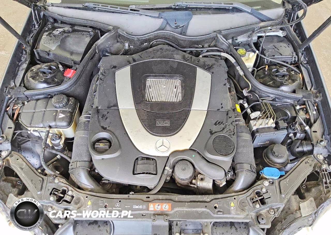 2007 Mercedes-Benz Clk 550 VIN:WDBTK72F87T075585 - 11