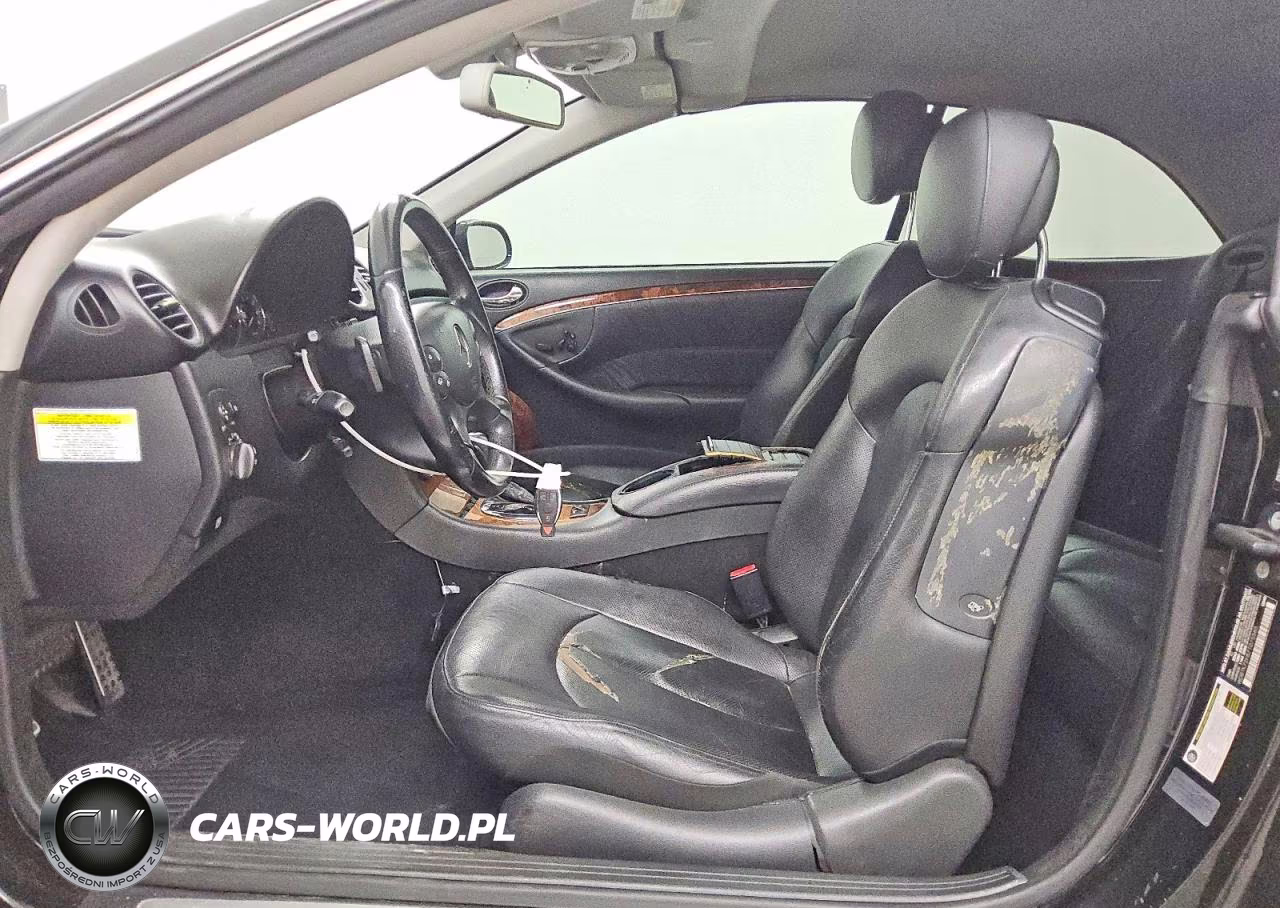 2007 Mercedes-Benz Clk 550 VIN:WDBTK72F87T075585 - 7