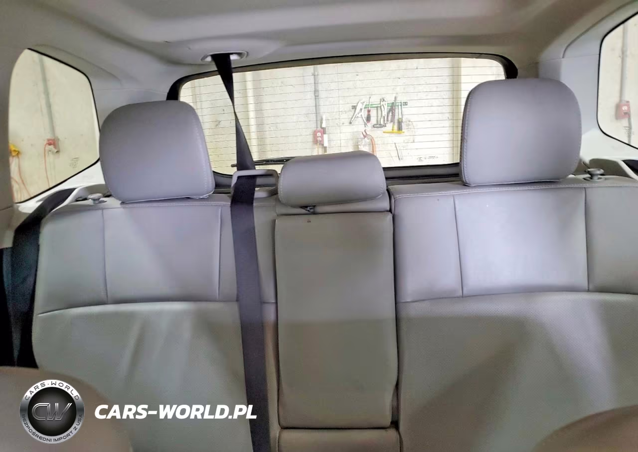2014 Subaru Forester 2.5I Touring VIN:JF2SJAPC4EH492831 - 10
