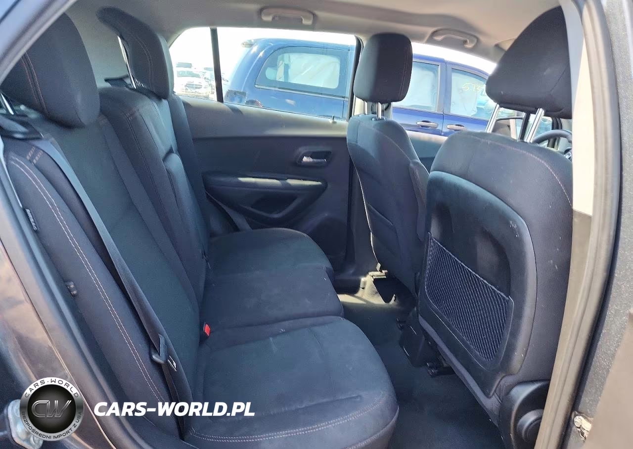 2019 Chevrolet Trax Ls VIN:3GNCJKSB2KL184715 - 10