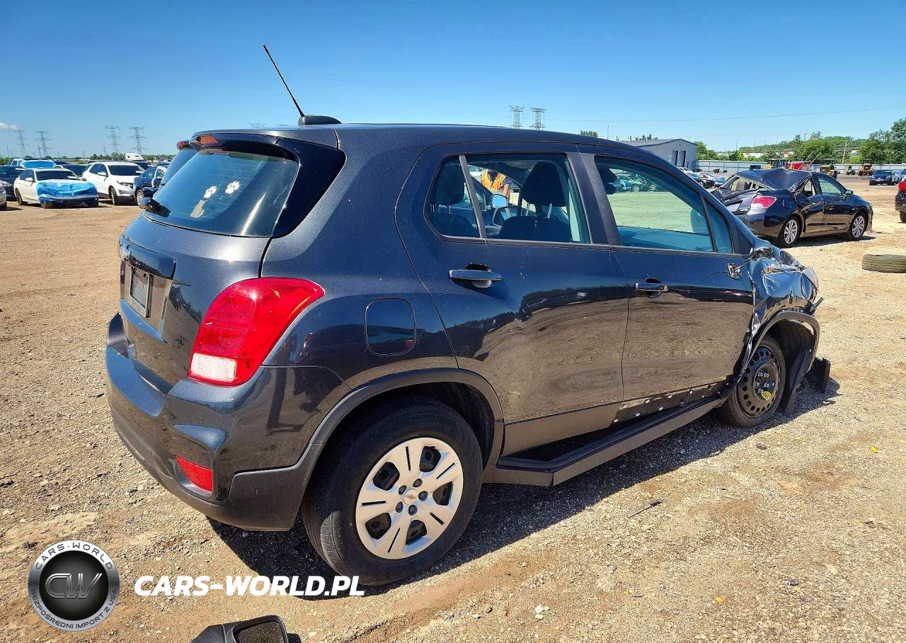 2019 Chevrolet Trax Ls VIN:3GNCJKSB2KL184715 - 3