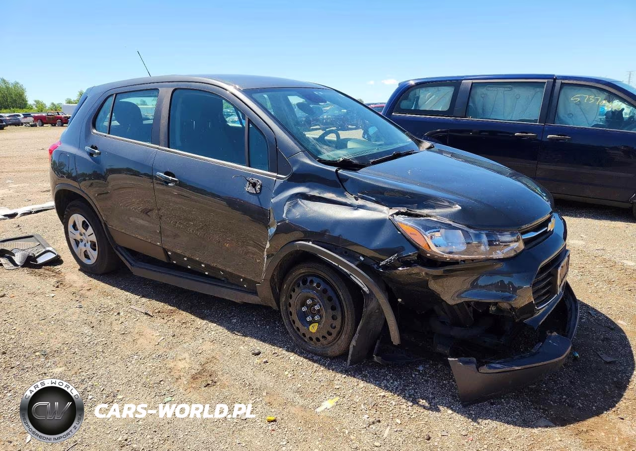 2019 Chevrolet Trax Ls VIN:3GNCJKSB2KL184715 - 4