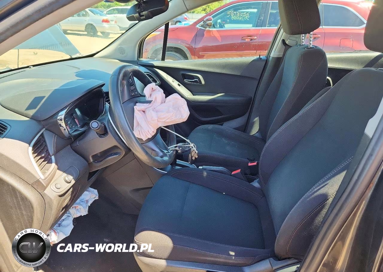 2019 Chevrolet Trax Ls VIN:3GNCJKSB2KL184715 - 7