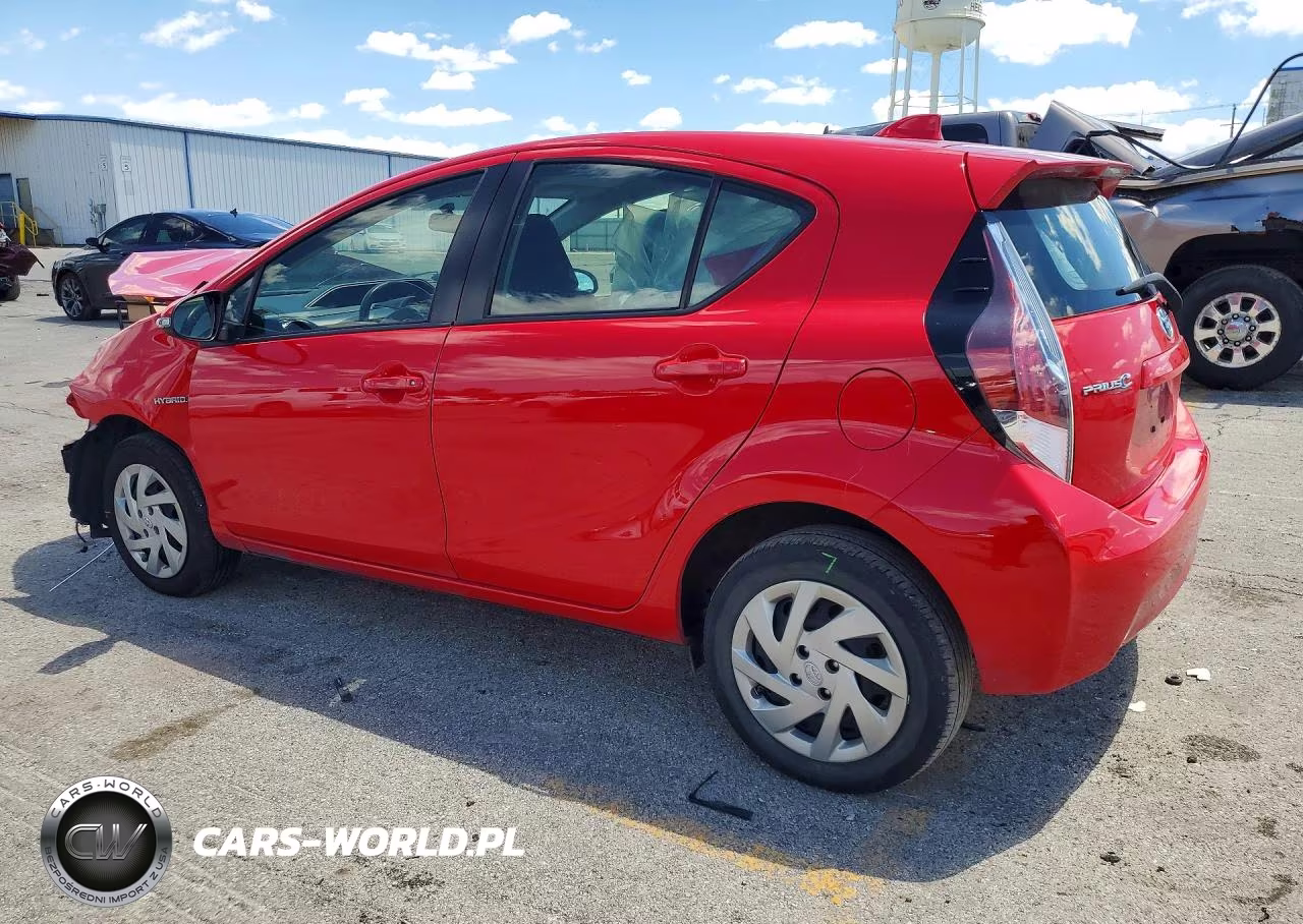 2015 Toyota Prius C Three VIN:JTDKDTB37F1103585 - 2