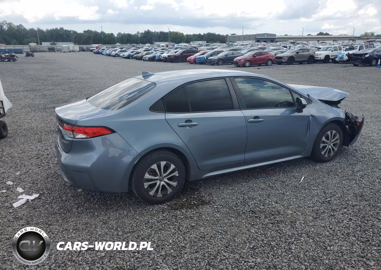 2022 Toyota Corolla Le VIN:JTDEAMDE7NJ058754 - 3