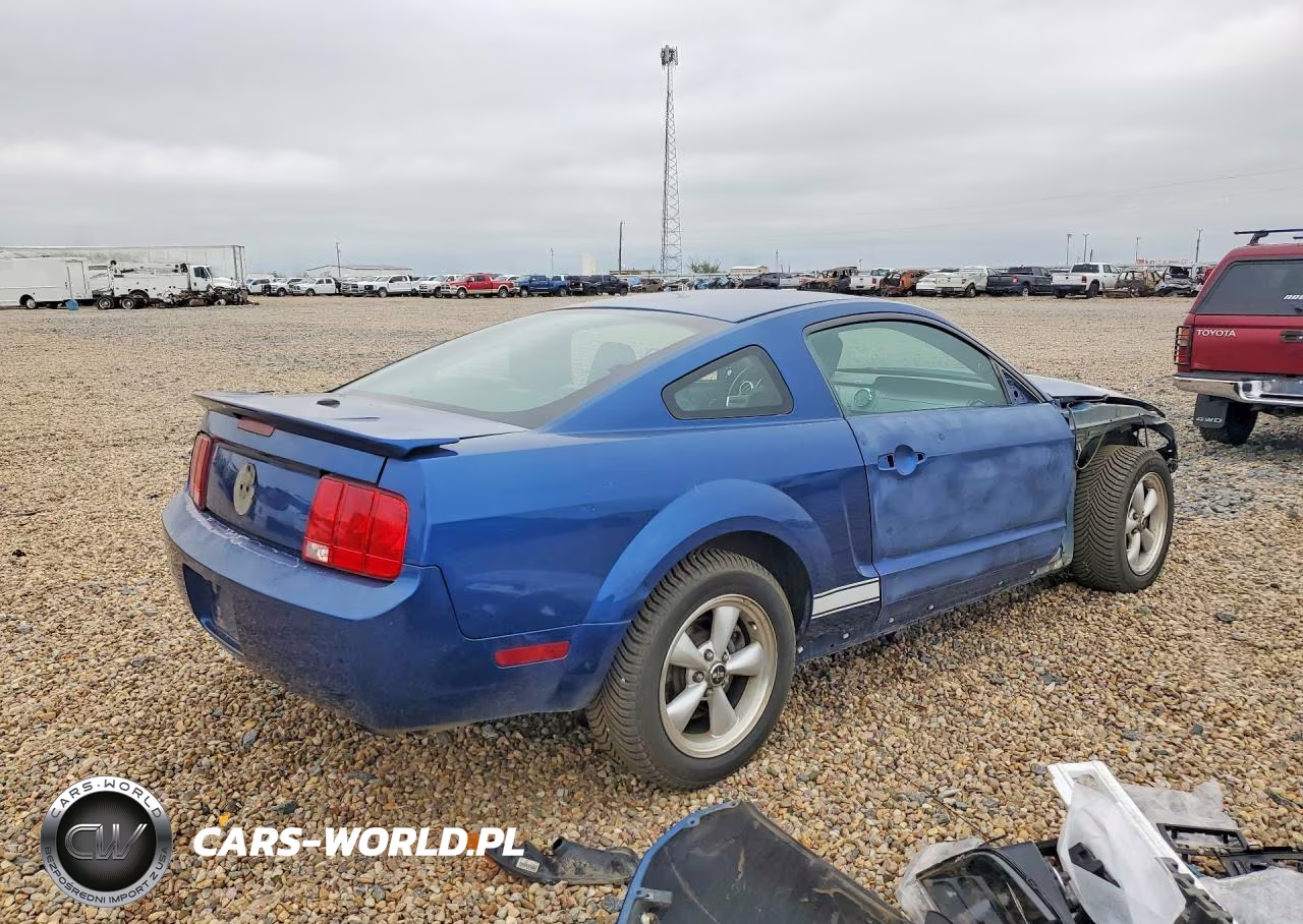 2007 Ford Mustang VIN:1ZVFT80N175361548 - 3