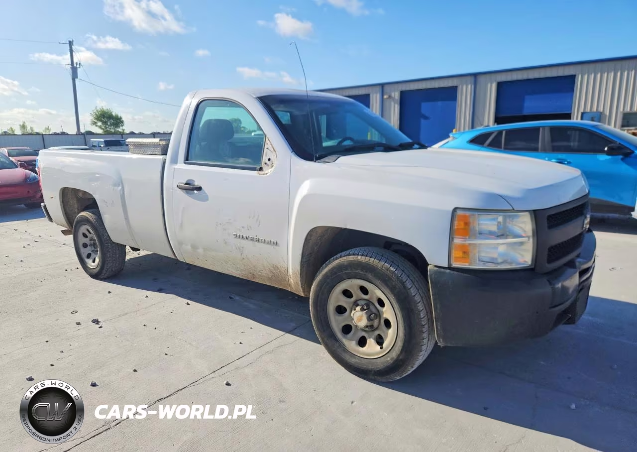2011 Chevrolet Silverado C1500 VIN:1GCNCPEX1BZ373994 - 4