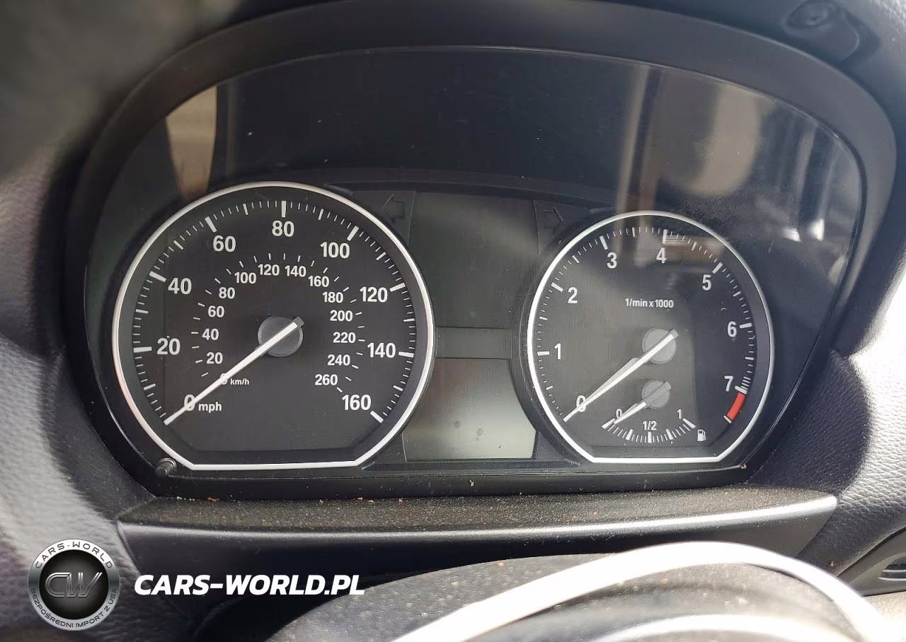 2011 BMW 128 I VIN:WBAUP7C57BVP21514 - 9