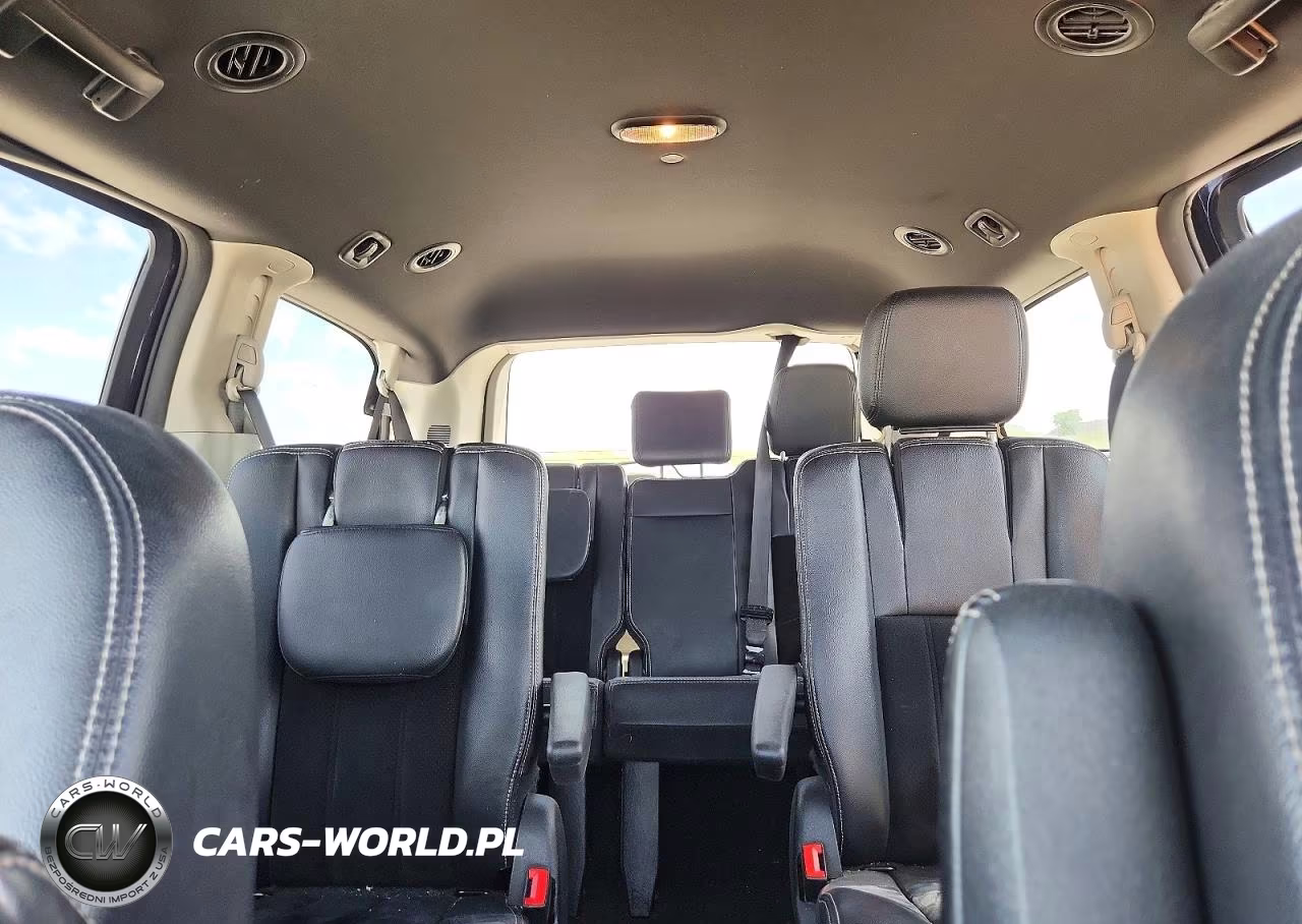 2018 Dodge Grand Caravan Sxt VIN:2C4RDGCGXJR327901 - 10