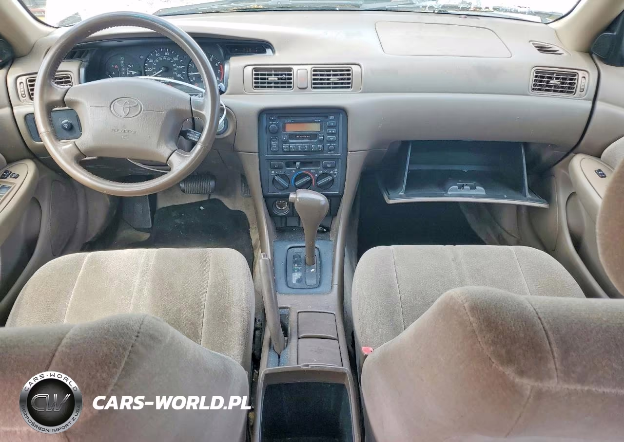 1999 Toyota Camry Le VIN:JT2BG22K0X0335812 - 8