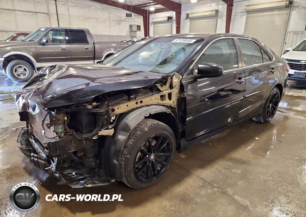 2017 Toyota Camry Le – zdjęcie 1 z 13