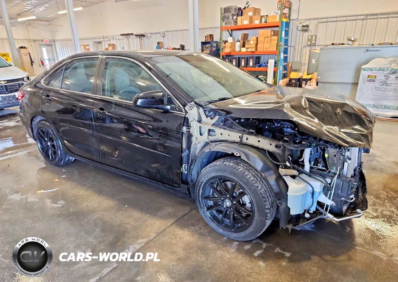 2017 Toyota Camry Le VIN:4T1BF1FK2HU326095 - 4