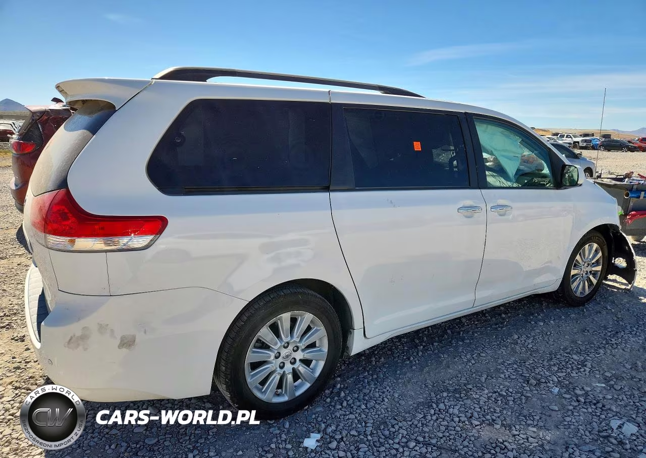 2013 Toyota Sienna Xle 7-Passenger VIN:5TDDK3DC7DS057445 - 3
