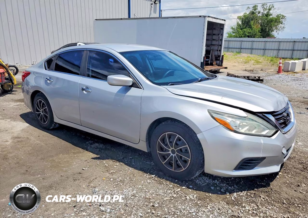 2016 Nissan Altima 2.5 S VIN:1N4AL3AP7GN331766 - 4