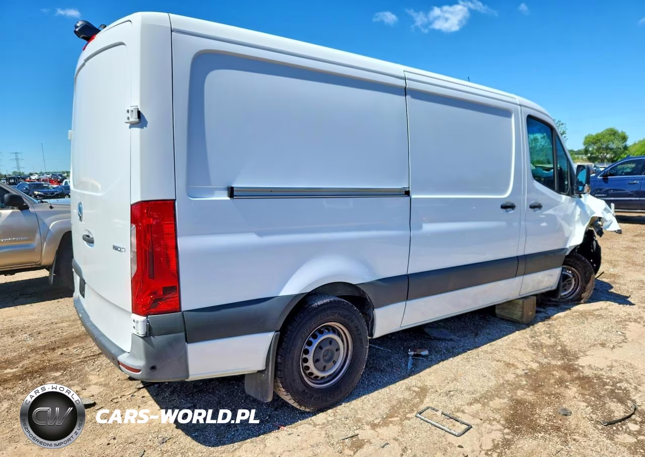 2022 Mercedes-Benz Sprinter 1500 VIN:W1Y70BGY5NT088356 - 3