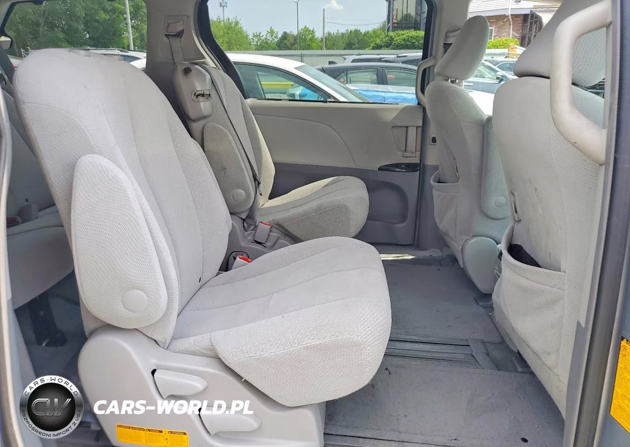 2014 Toyota Sienna Le VIN:5TDKK3DC9ES518072 - 11