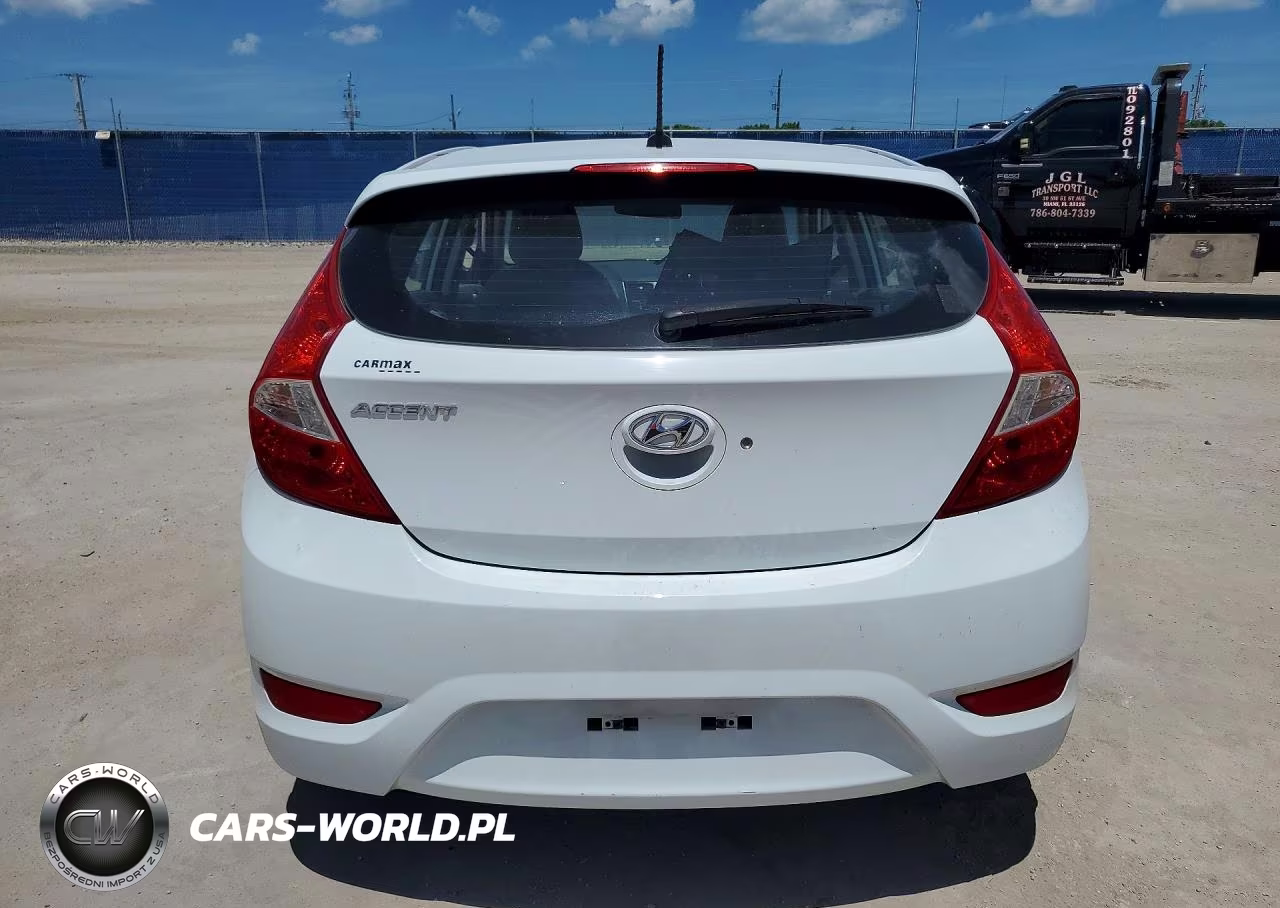 2015 Hyundai Accent Sport VIN:KMHCU5AE9FU211297 - 6