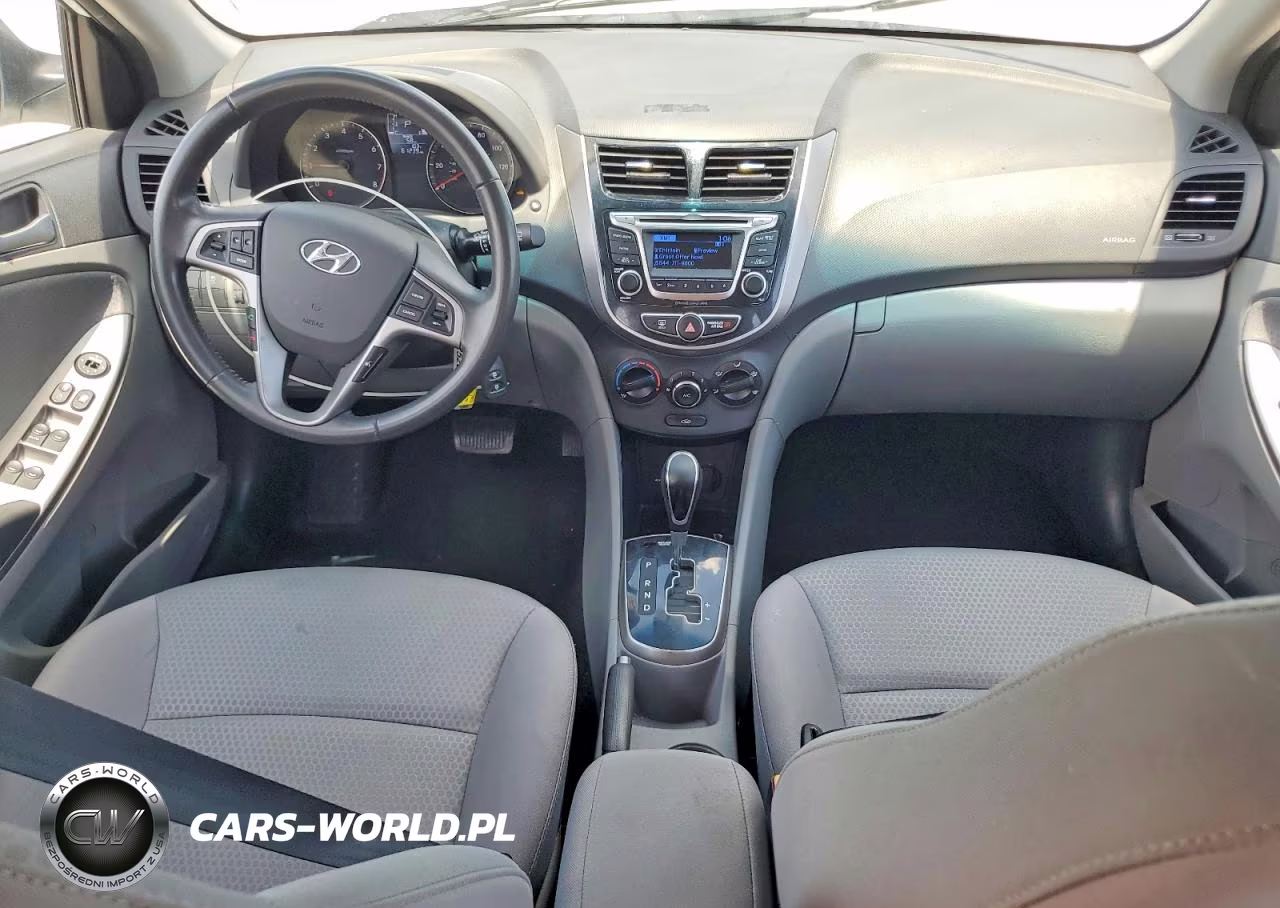 2015 Hyundai Accent Sport VIN:KMHCU5AE9FU211297 - 8