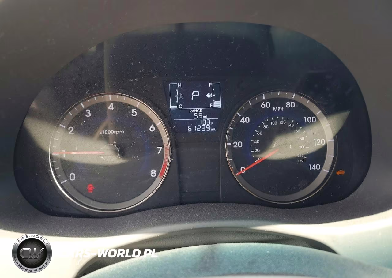 2015 Hyundai Accent Sport VIN:KMHCU5AE9FU211297 - 9