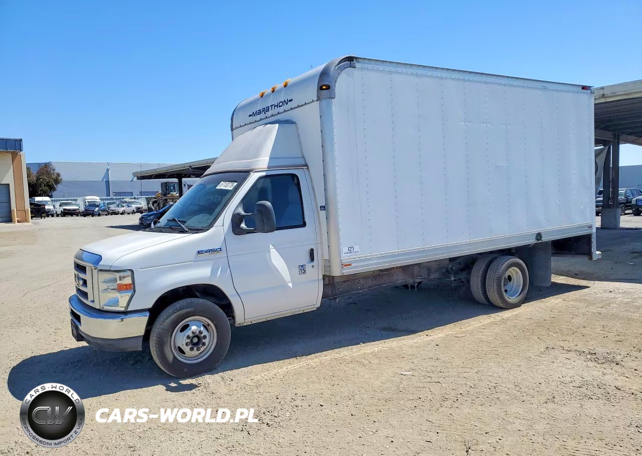 2010 Ford Econoline E450 Super Duty Cutaway Van – zdjęcie 1 z 13