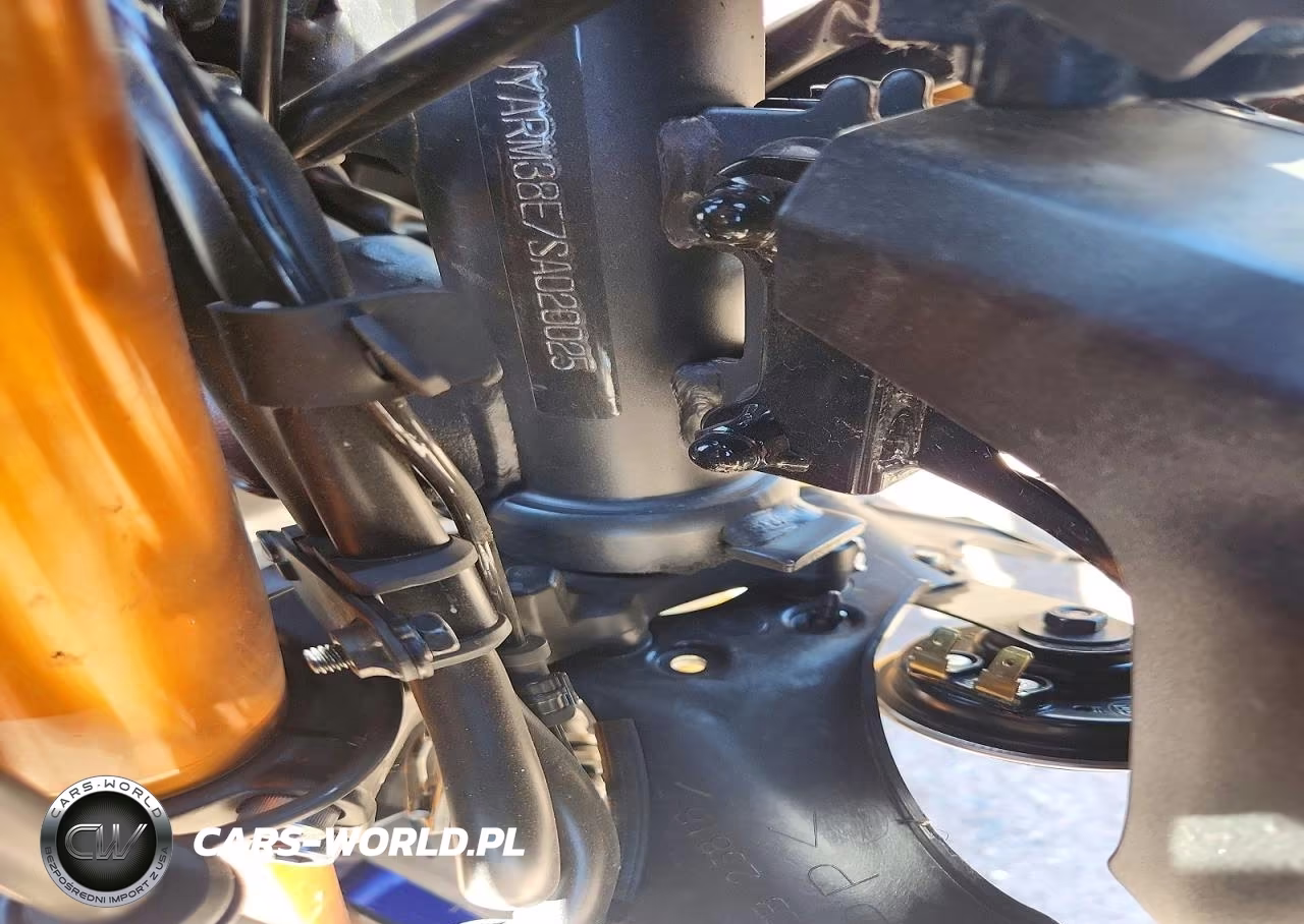 2025 Yamaha Yzfr7 VIN:JYARM38E7SA020025 - 9