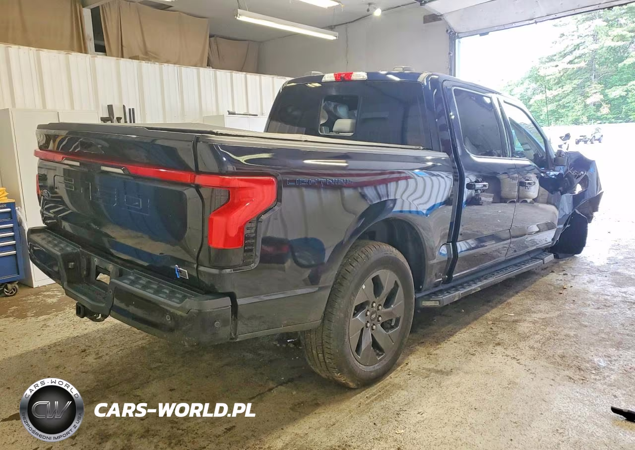 2022 Ford F150 VIN:1FT6W1EV1NWG13686 - 3