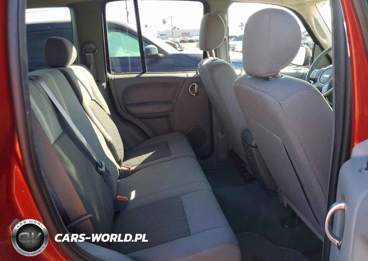 2007 Jeep Liberty Limited VIN:1J4GL58K37W722203 - 11