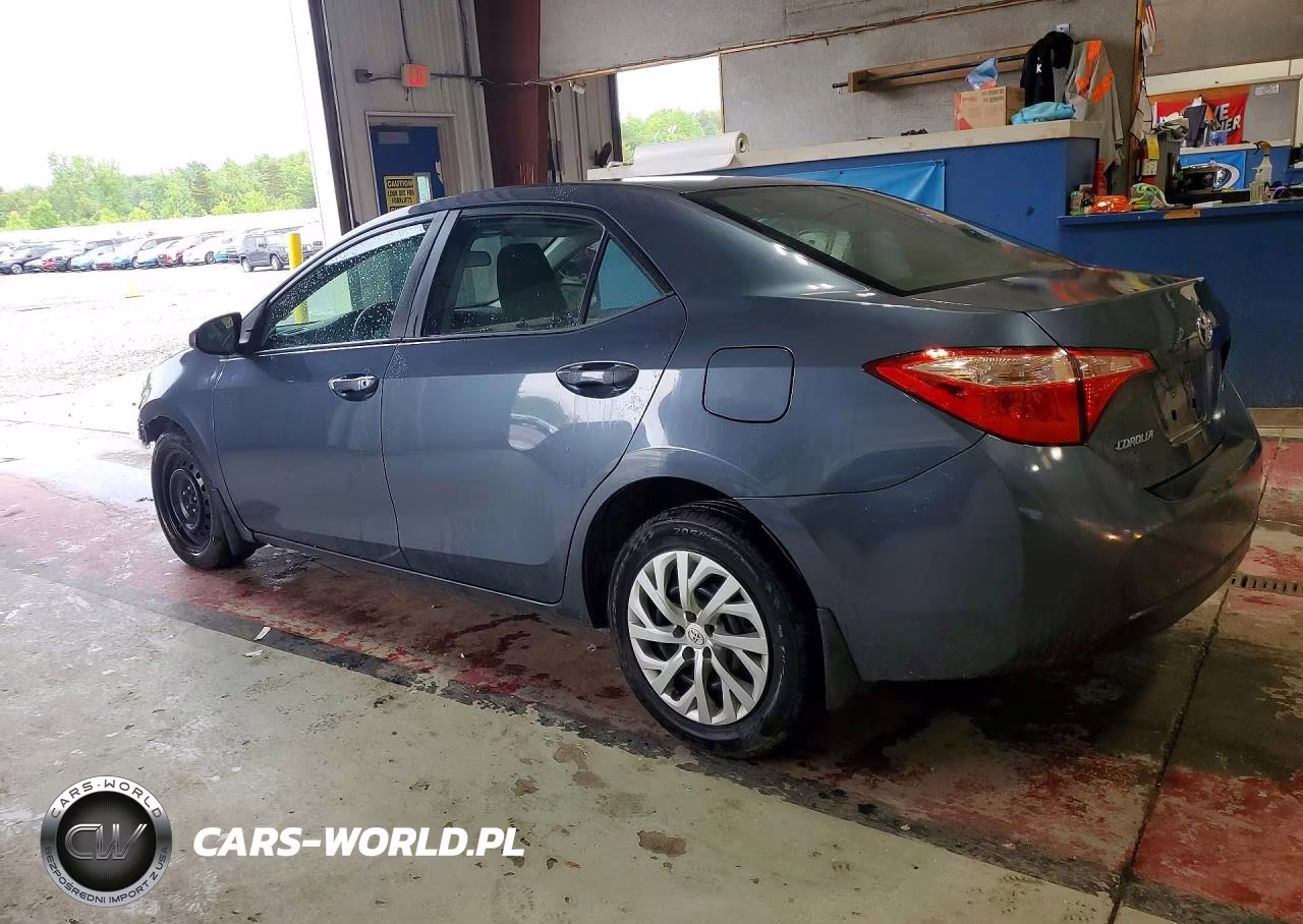2018 Toyota Corolla Le VIN:2T1BURHEXJC080061 - 2