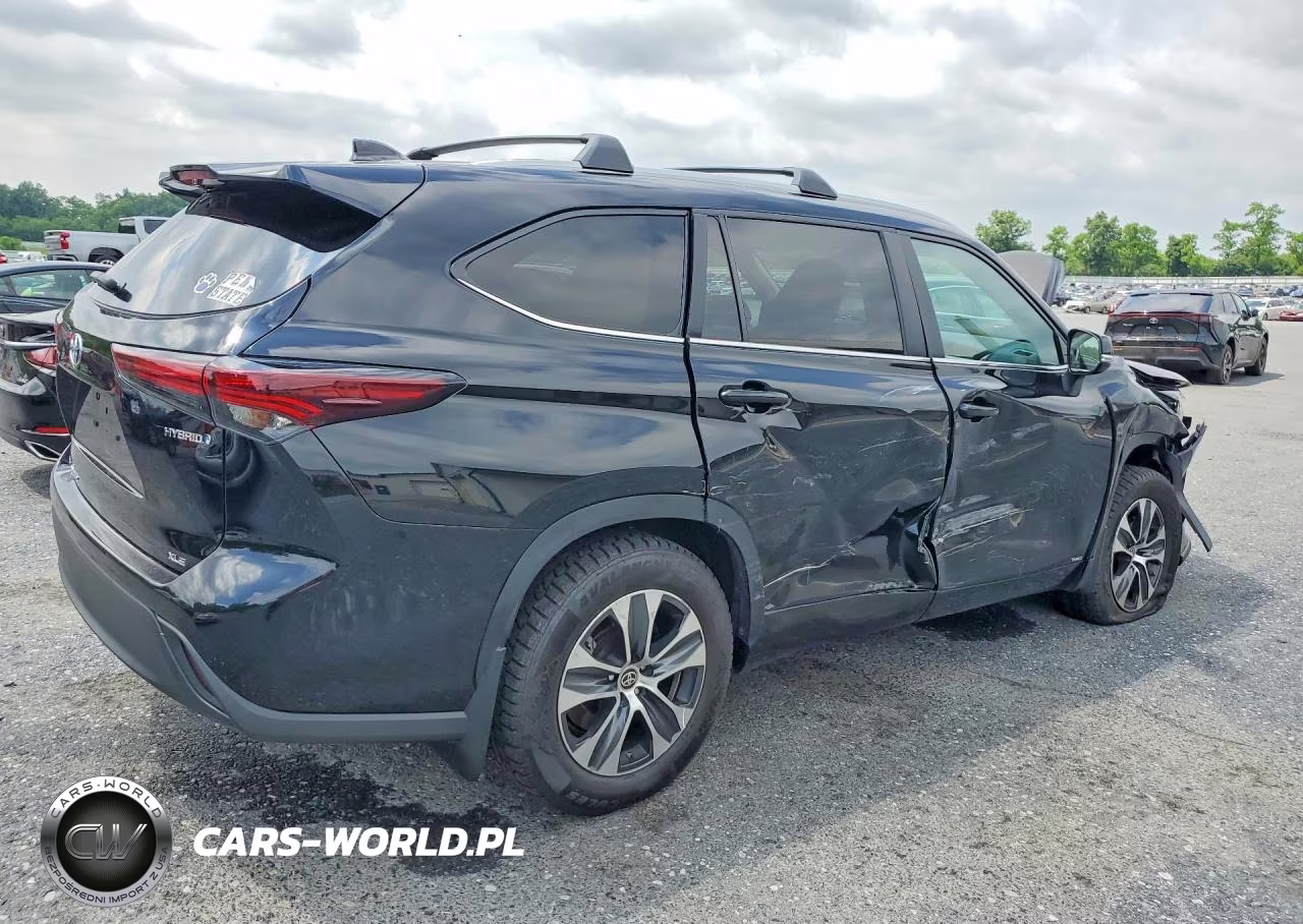 2024 Toyota Highlander Hybrid Xle VIN:5TDKBRCH6RS609919 - 3