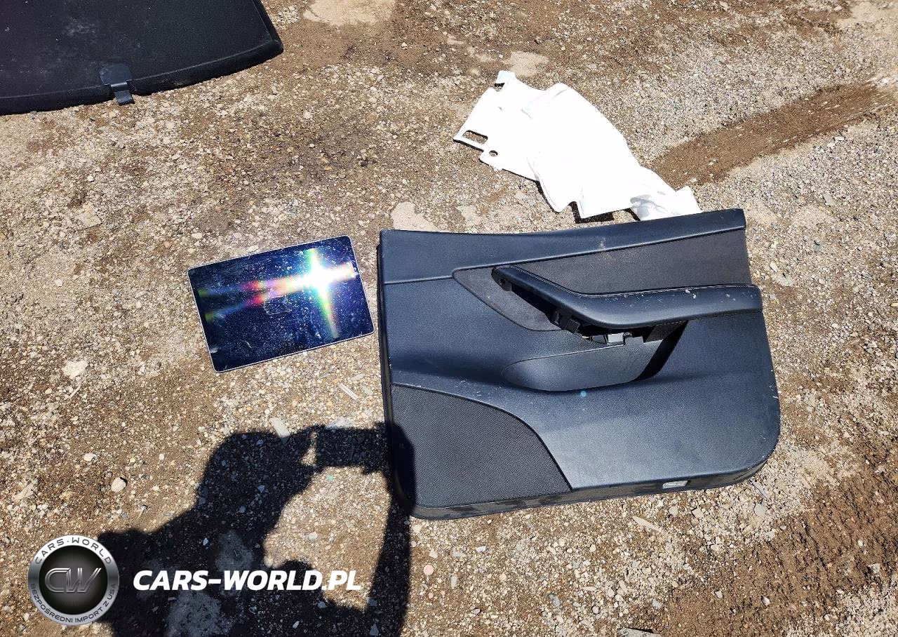 2022 Tesla Model Y VIN:7SAYGDEE3NF387455 - 12