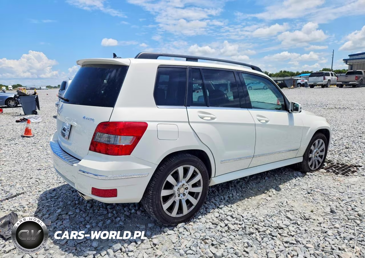 2010 Mercedes-Benz Glk 350 4Matic VIN:WDCGG8HB3AF475570 - 3