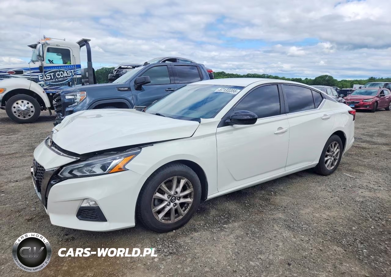 2019 Nissan Altima Sr – zdjęcie 1 z 12