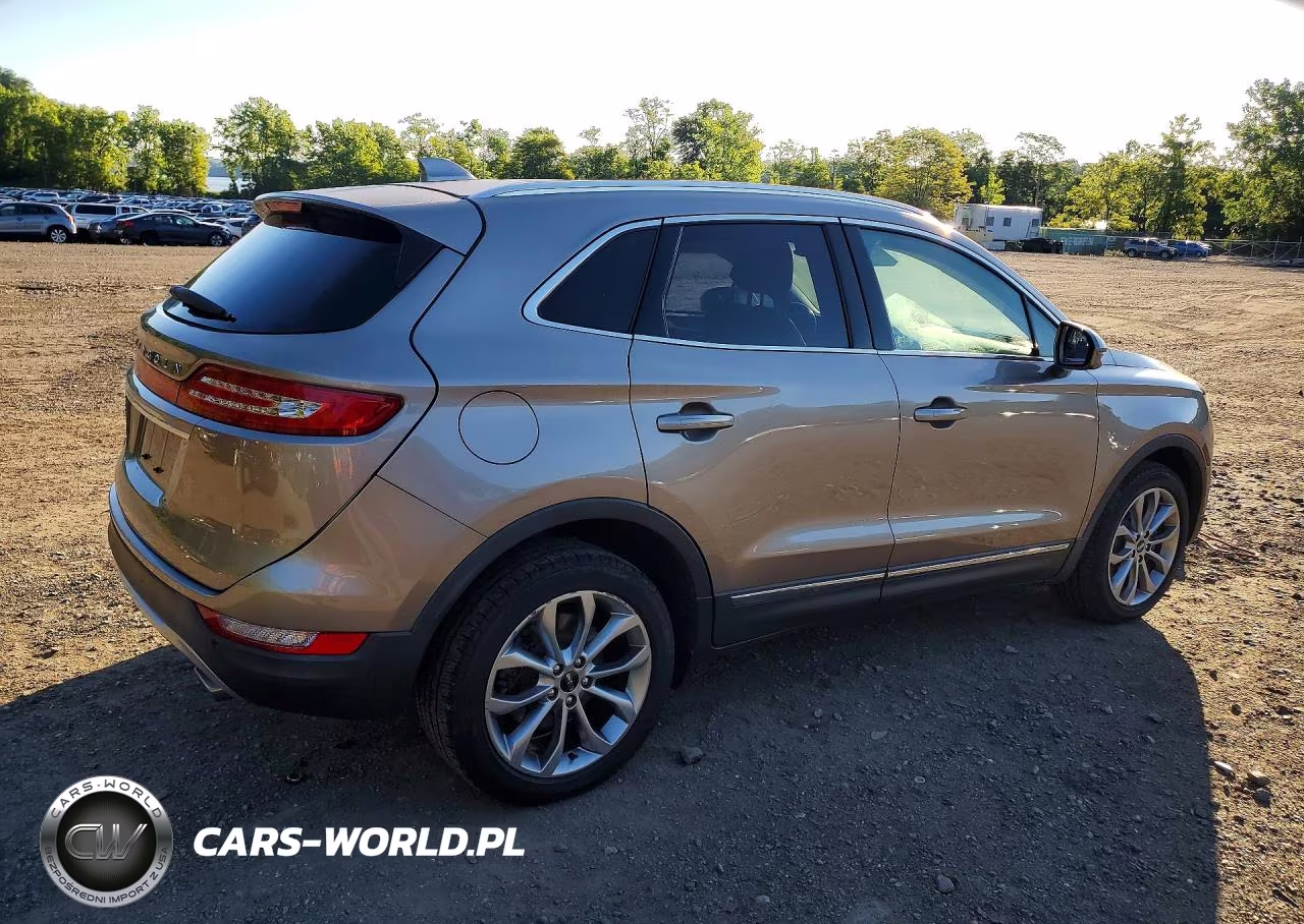 2019 Lincoln Mkc Select VIN:5LMCJ2D9XKUL16329 - 3