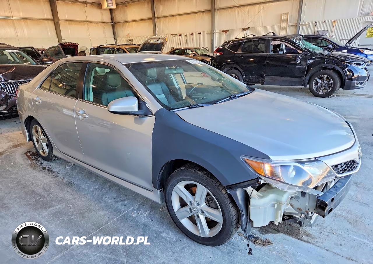 2013 Toyota Camry Se VIN:4T1BF1FK7DU254093 - 4