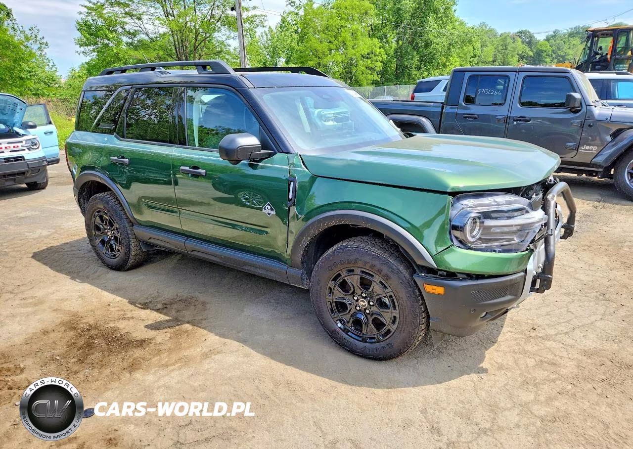 2025 Ford Bronco Sport Outer Banks VIN:3FMCR9CN0SRF02195 - 4