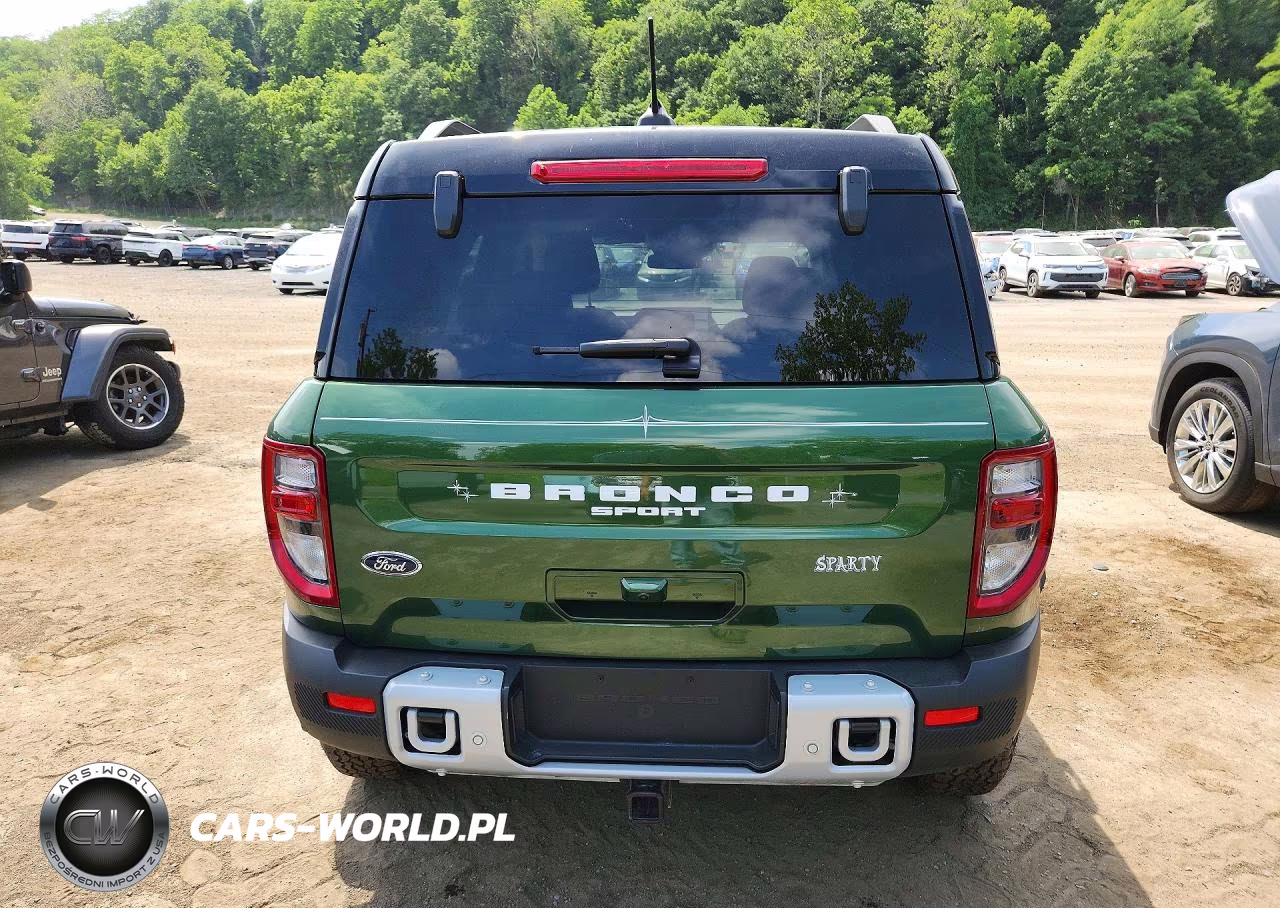 2025 Ford Bronco Sport Outer Banks VIN:3FMCR9CN0SRF02195 - 6