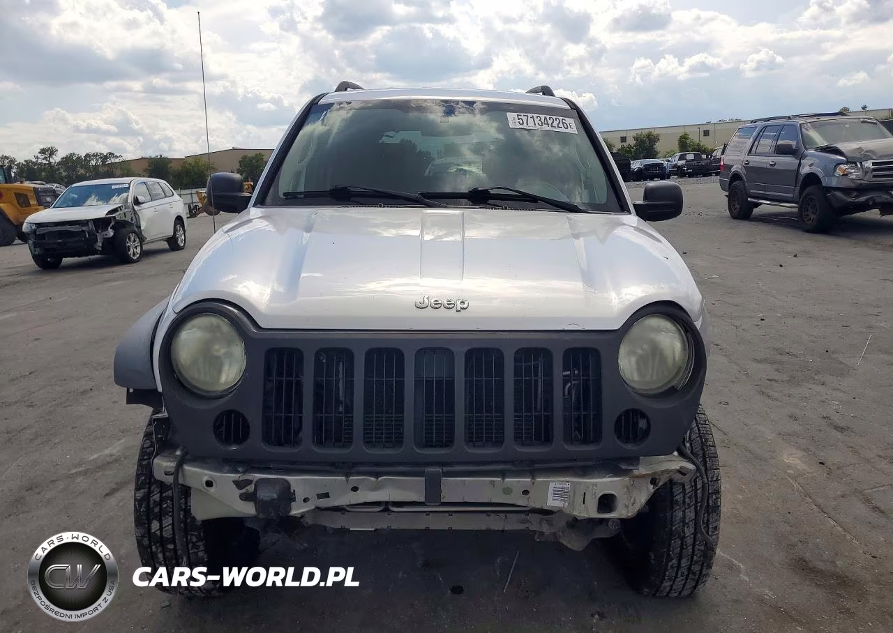 2007 Jeep Liberty Sport VIN:1J4GK48K17W541100 - 5